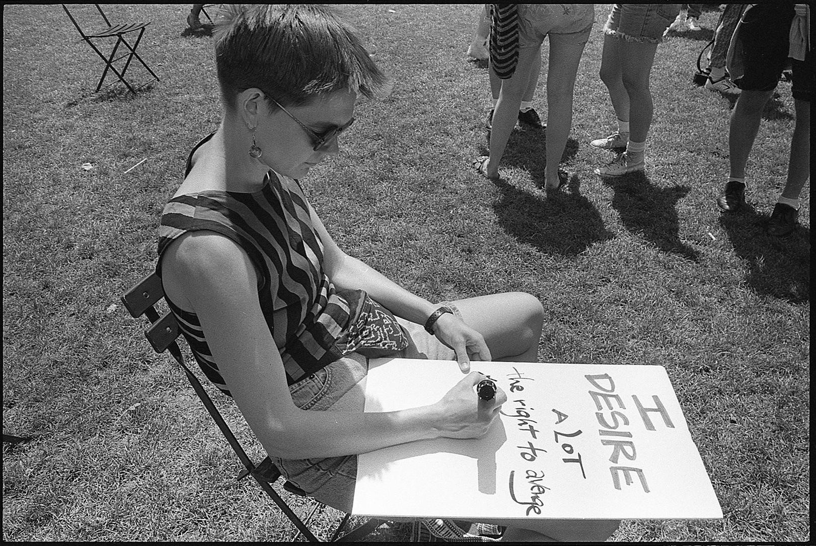 DYKE_March_12060196 MID